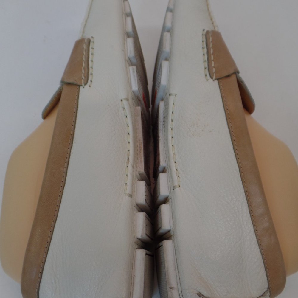 Cole Haan Air White & Tan Leather Slip on Driving Loafers Shoes Sz 9 #D39386 - Picture 16 of 16